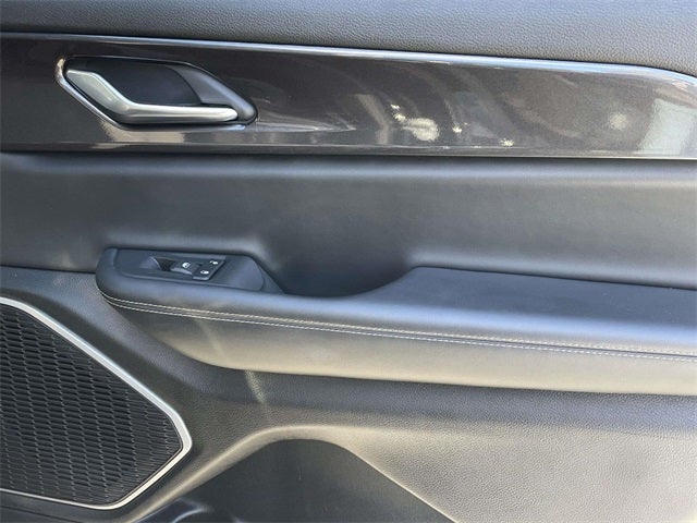 2022 Jeep Grand Cherokee L Laredo