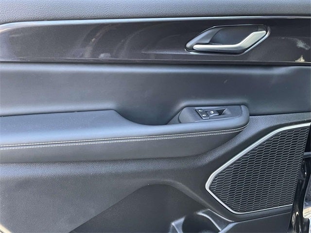 2022 Jeep Grand Cherokee L Laredo