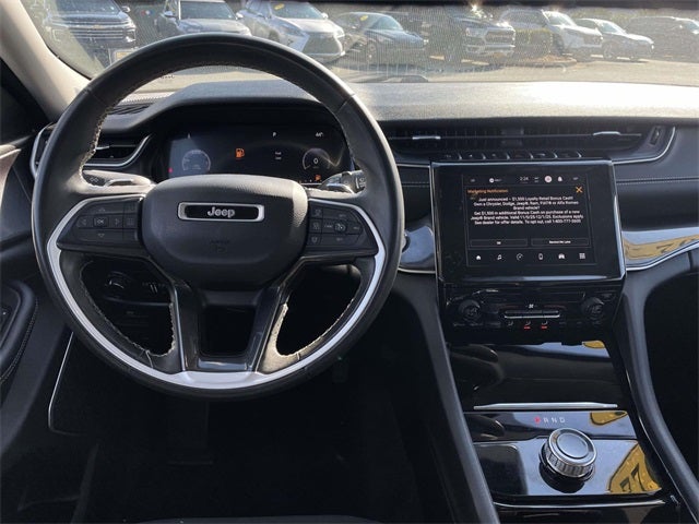 2022 Jeep Grand Cherokee L Laredo