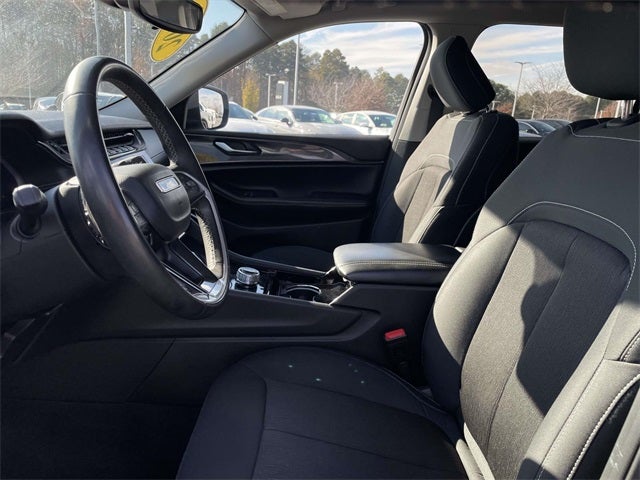 2022 Jeep Grand Cherokee L Laredo