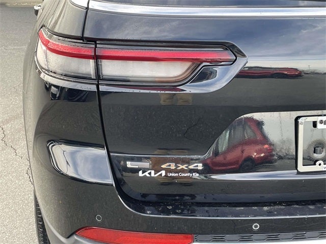 2022 Jeep Grand Cherokee L Laredo