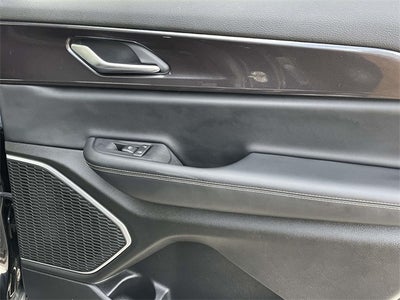 2022 Jeep Grand Cherokee L Laredo