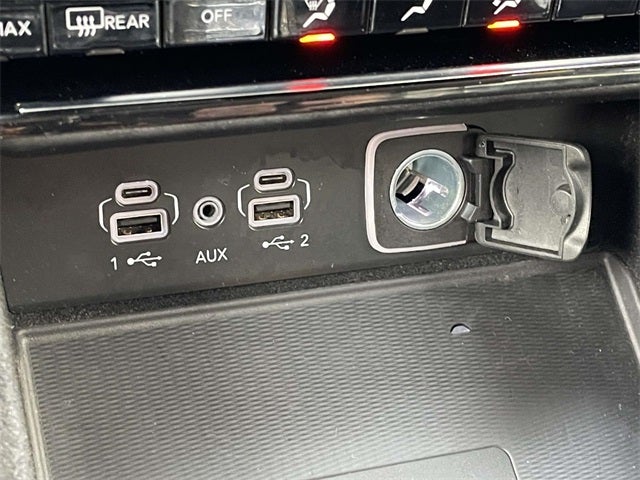 2022 Jeep Grand Cherokee L Laredo