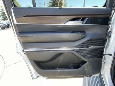 2023 Jeep Grand Wagoneer Series II