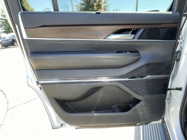 2023 Jeep Grand Wagoneer Series II