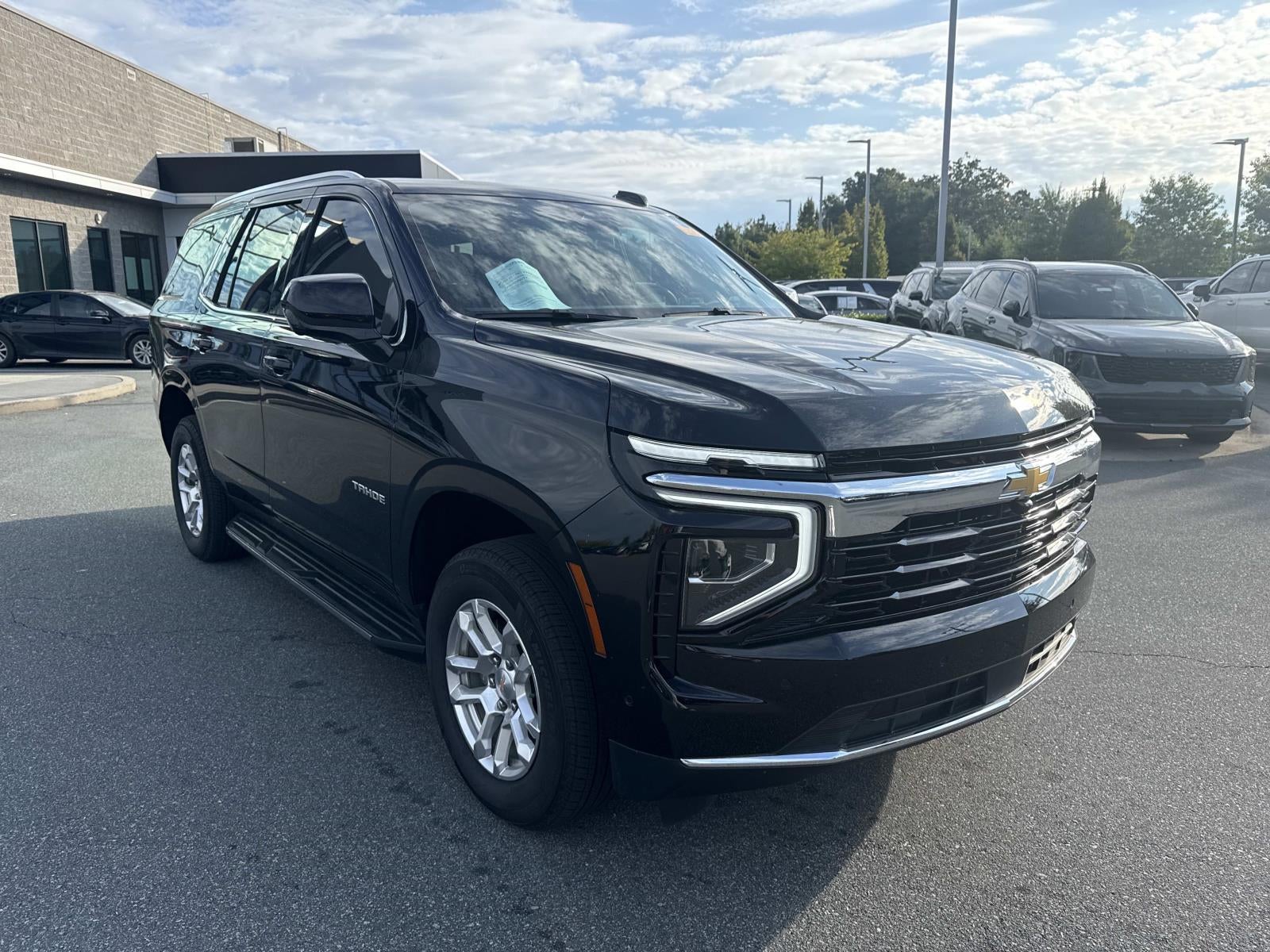 2025 Chevrolet Tahoe LS