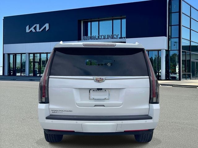 2020 Cadillac Escalade Luxury