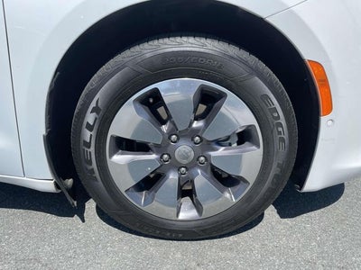2018 Chrysler Pacifica Hybrid Limited