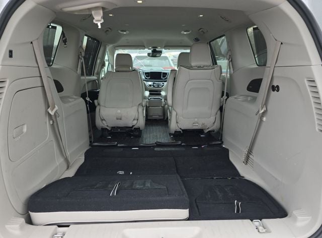 2018 Chrysler Pacifica Hybrid Limited