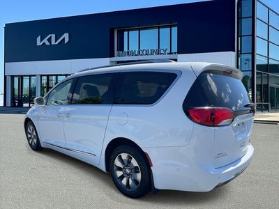 2018 Chrysler Pacifica Hybrid Limited
