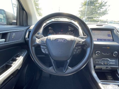 2020 Ford Edge SE