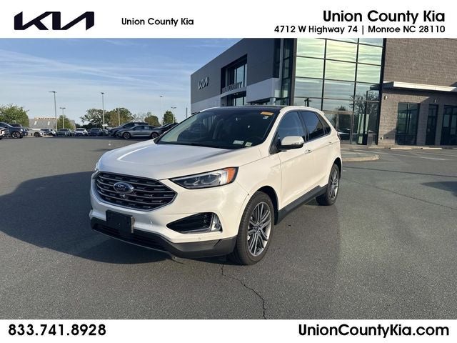 2022 Ford Edge Titanium