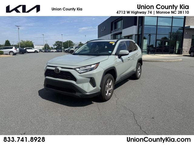 2023 Toyota RAV4 XLE