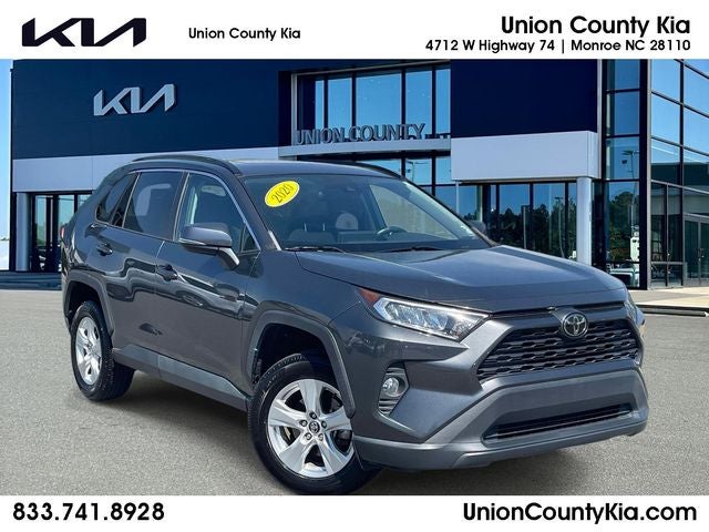 2020 Toyota RAV4 XLE