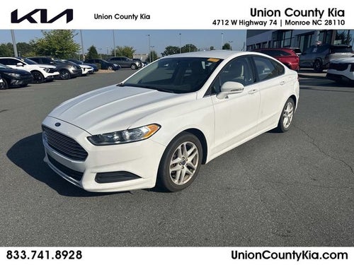 2016 Ford Fusion SE