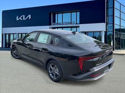 2026 Kia K4 LXS