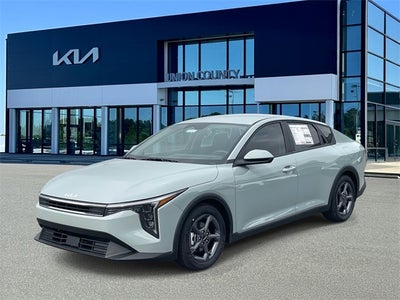 2026 Kia K4 LXS