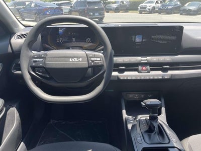2026 Kia K4 LX