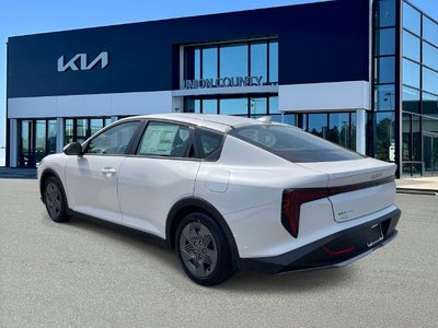 2026 Kia K4 LX