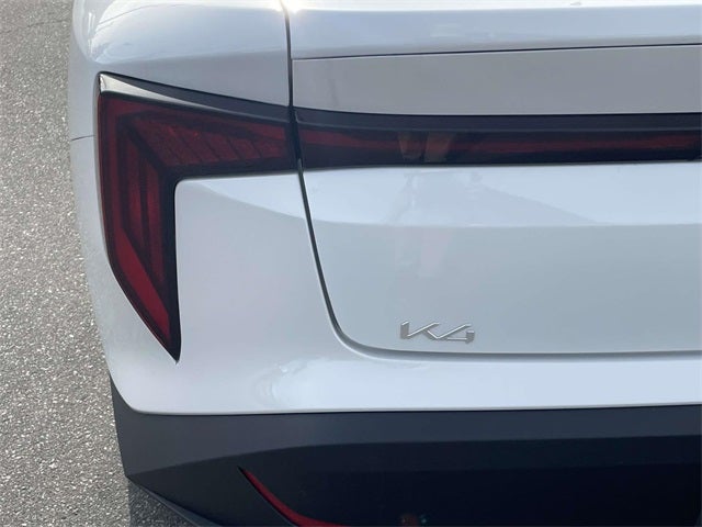 2025 Kia K4 LX