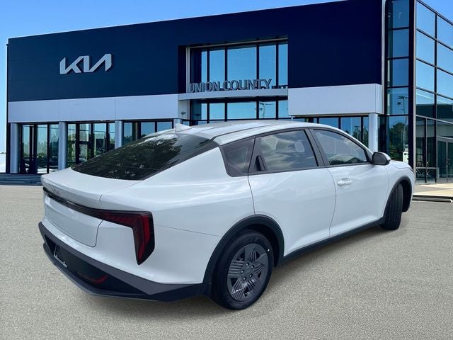 2026 Kia K4 LX