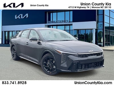 2025 Kia K4 GT-Line Turbo