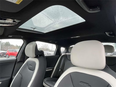 2025 Kia K4 GT-Line Turbo