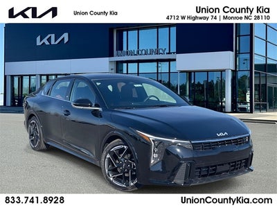 2025 Kia K4 GT-Line