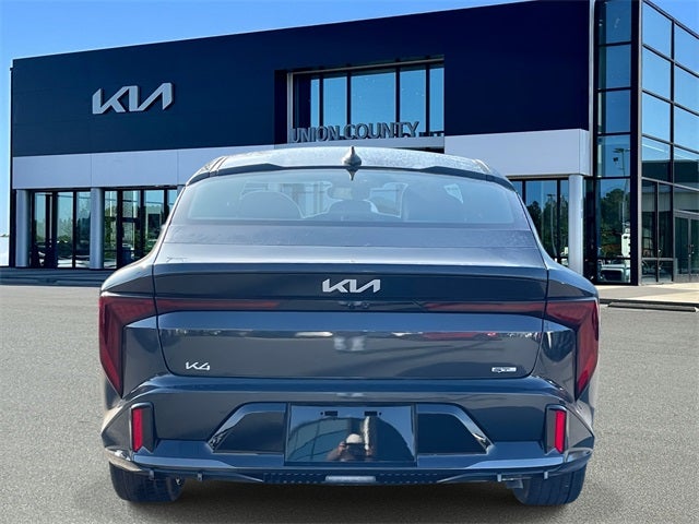 2025 Kia K4 GT-Line