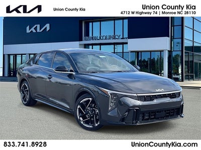 2025 Kia K4 GT-Line