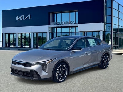 2025 Kia K4 GT-Line