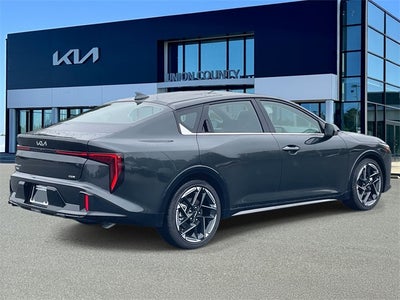 2025 Kia K4 GT-Line