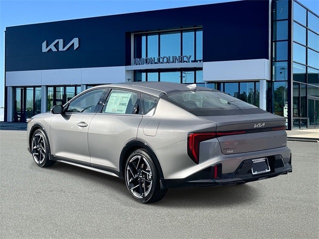2025 Kia K4 GT-Line