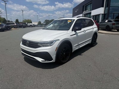 2023 Volkswagen Tiguan 2.0T SE R-Line Black