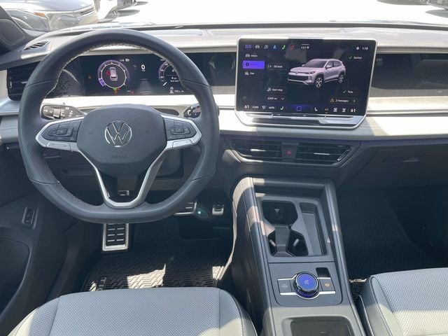 2025 Volkswagen Tiguan 2.0T SE R-Line Black
