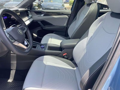 2025 Volkswagen Tiguan 2.0T SE R-Line Black