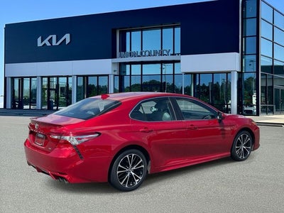 2019 Toyota Camry SE