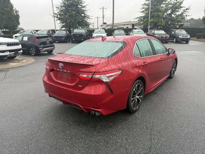 2019 Toyota Camry SE