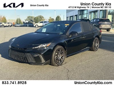 2025 Toyota Camry SE