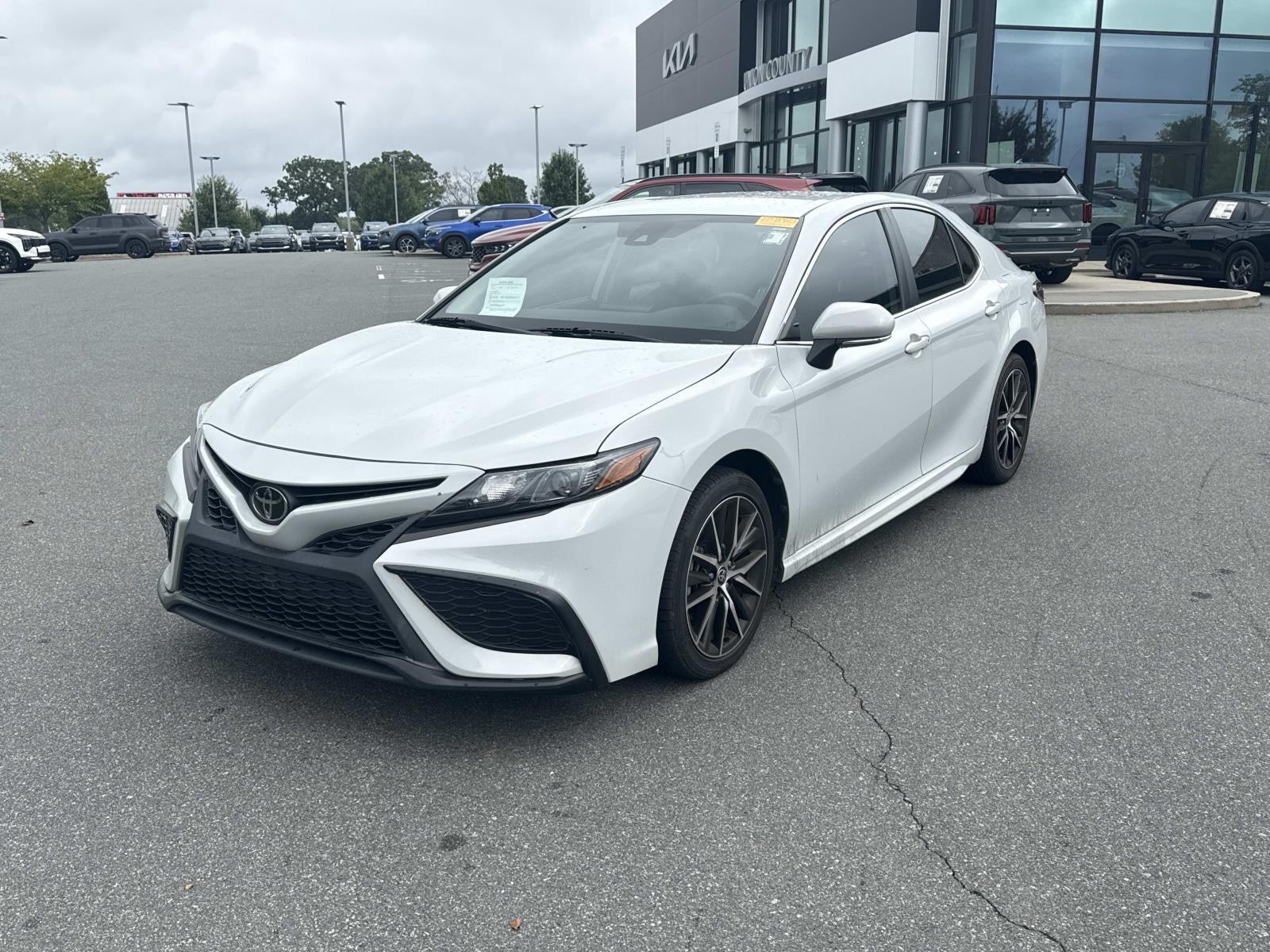 2023 Toyota Camry SE