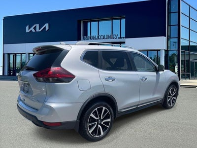 2020 Nissan Rogue SL