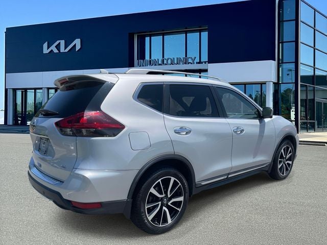 2020 Nissan Rogue SL