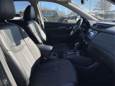 2017 Nissan Rogue SL