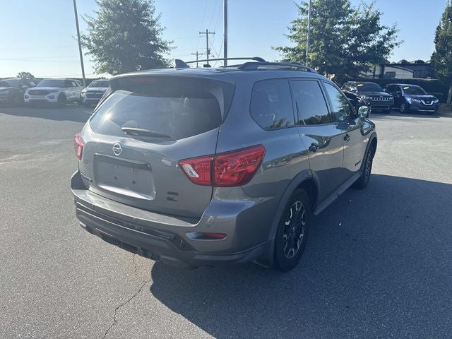 2020 Nissan Pathfinder SL
