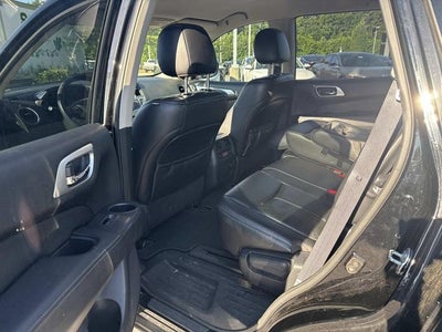 2017 Nissan Pathfinder SL