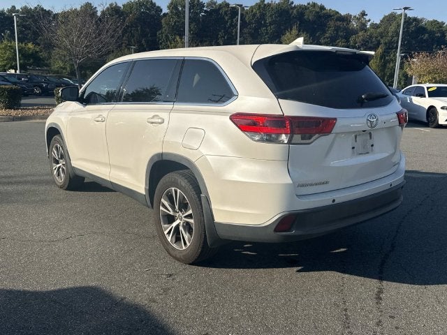 2019 Toyota Highlander LE