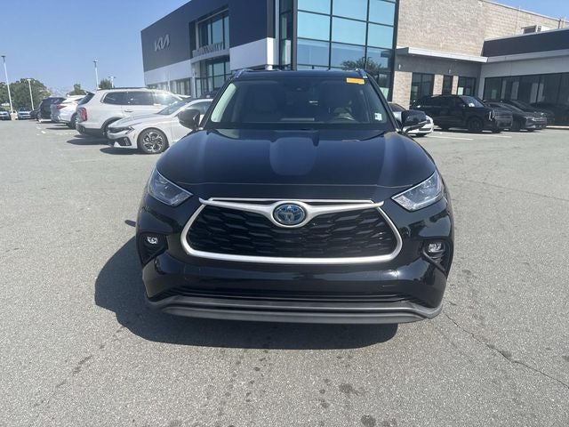 2021 Toyota Highlander Hybrid XLE