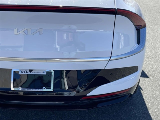 2025 Kia EV6 Wind