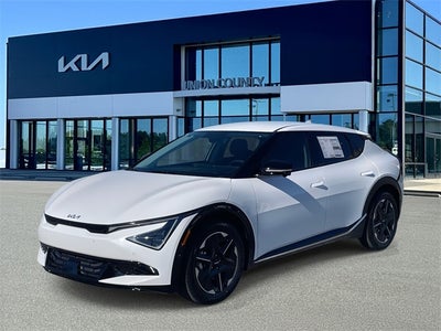 2025 Kia EV6 Wind