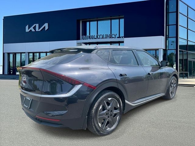 2026 Kia EV6 Light